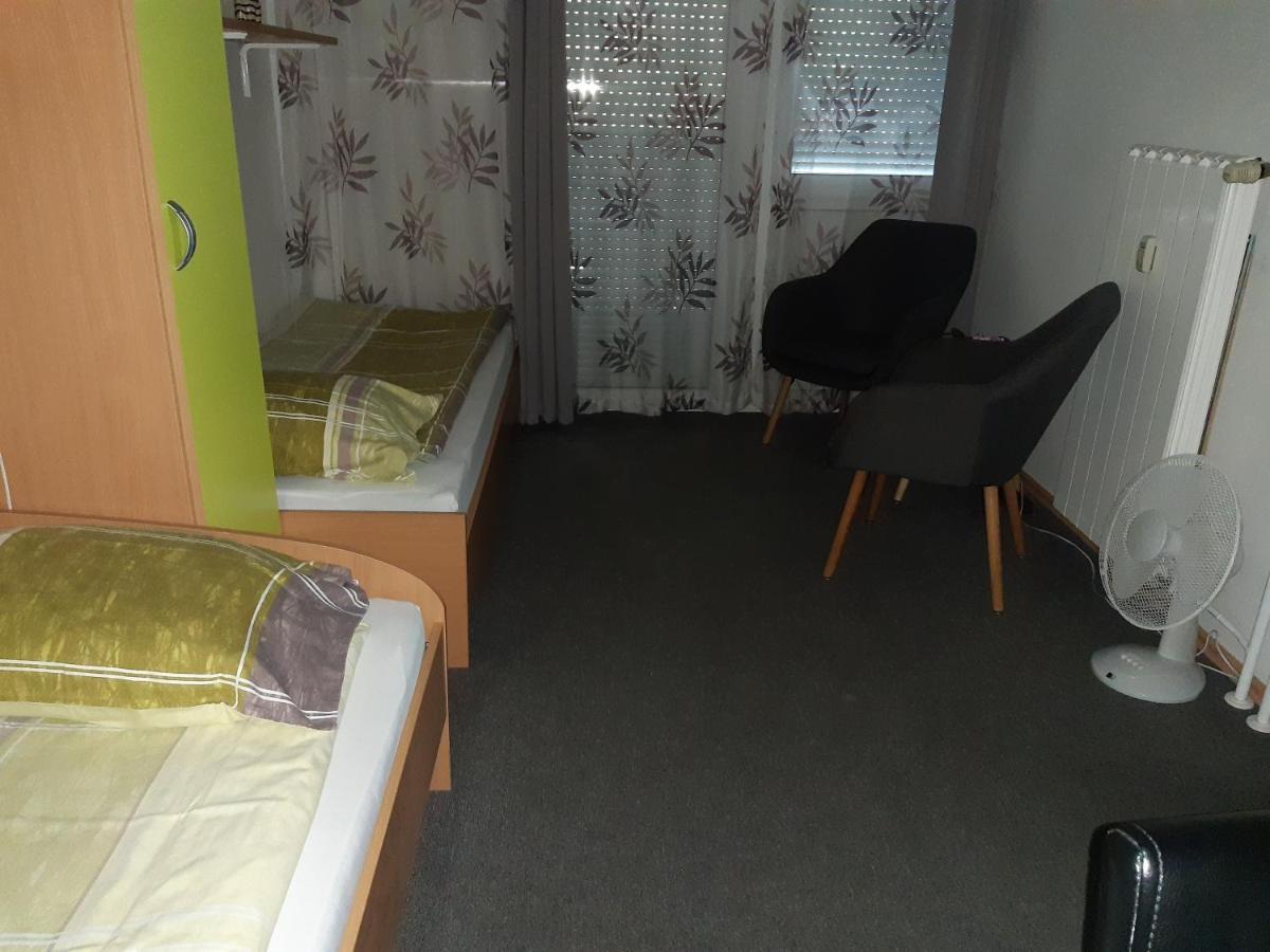 Homestay Rosalia Lubiana Esterno foto